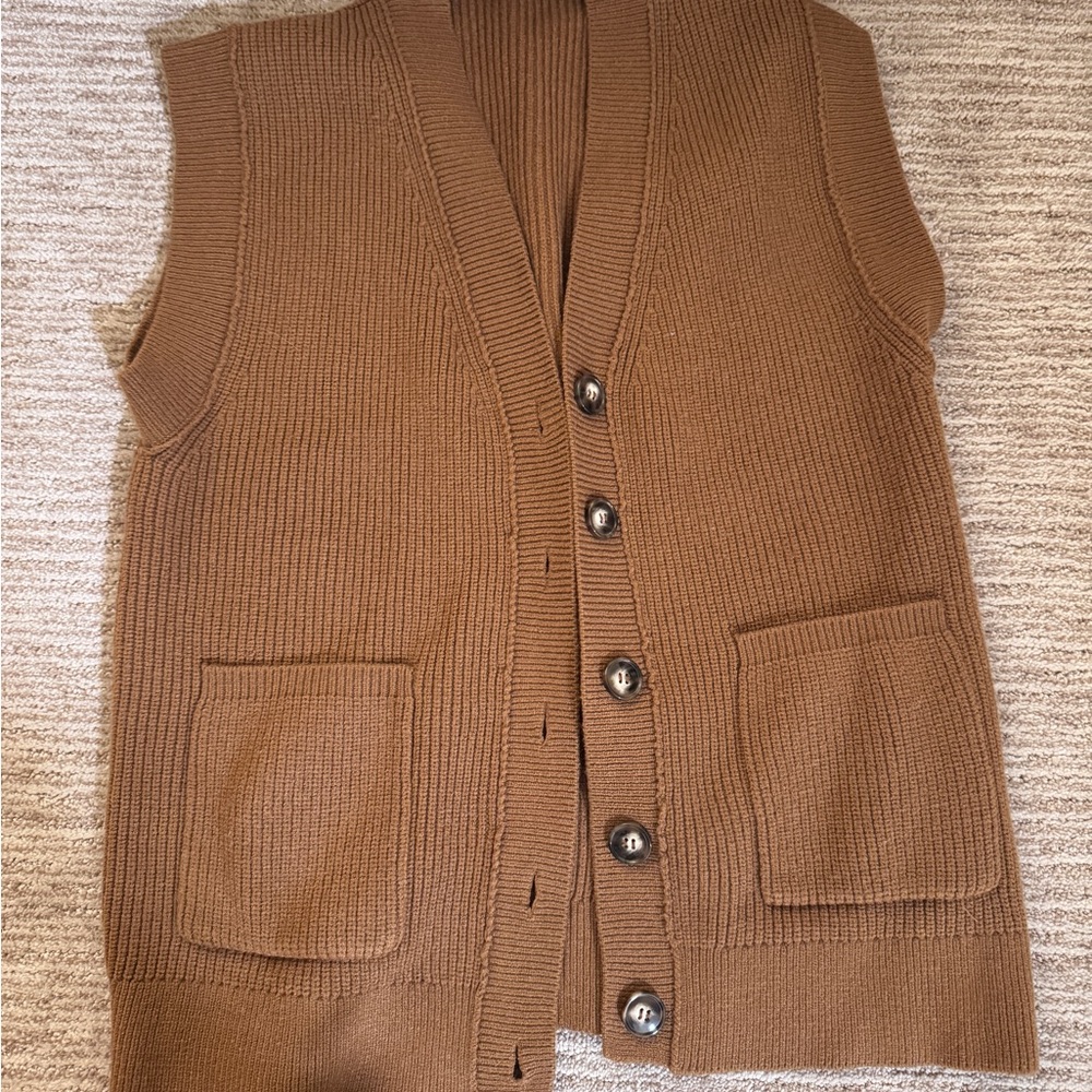 Zara women’s Brown Knitted Vest